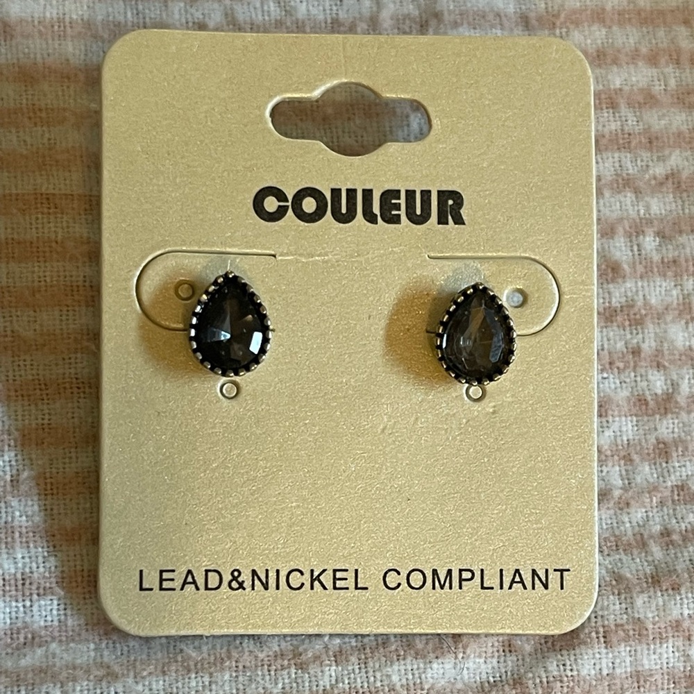 Couleur pendant earrings